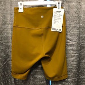 Lululemon wunder under gold shorts